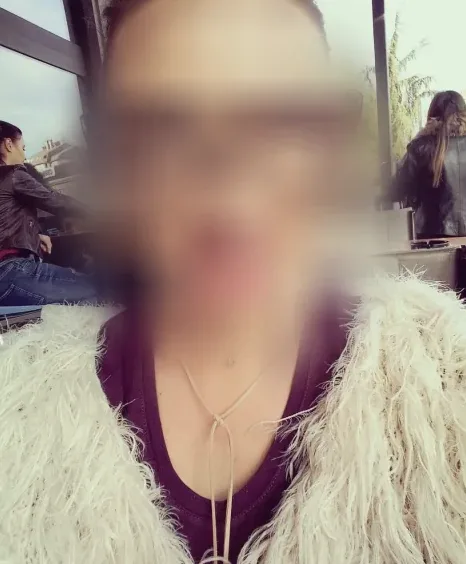 Celine, 35