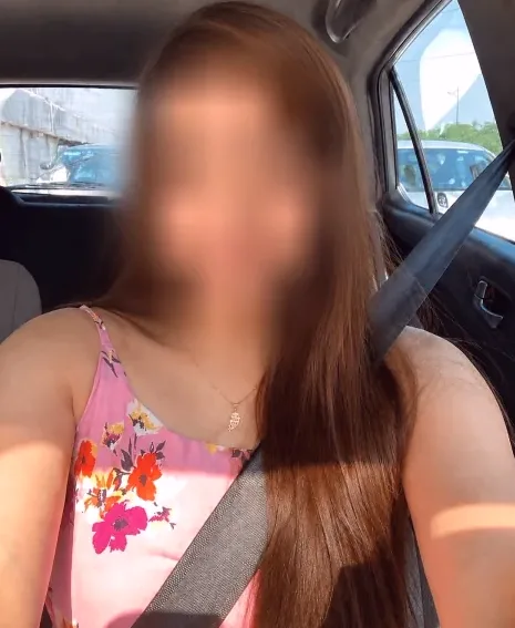 Emina, 35