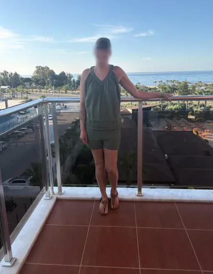 Hanna, 38