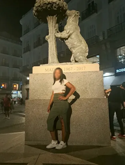 Helena, 34