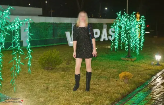 Laura, 32
