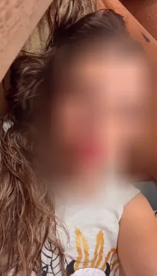 Melanie, 31