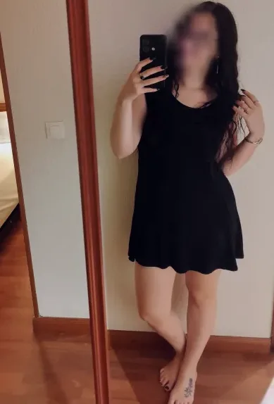 Sabrina, 29