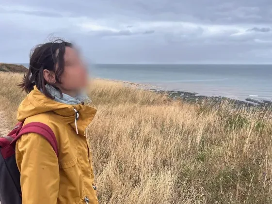 Simone, 31